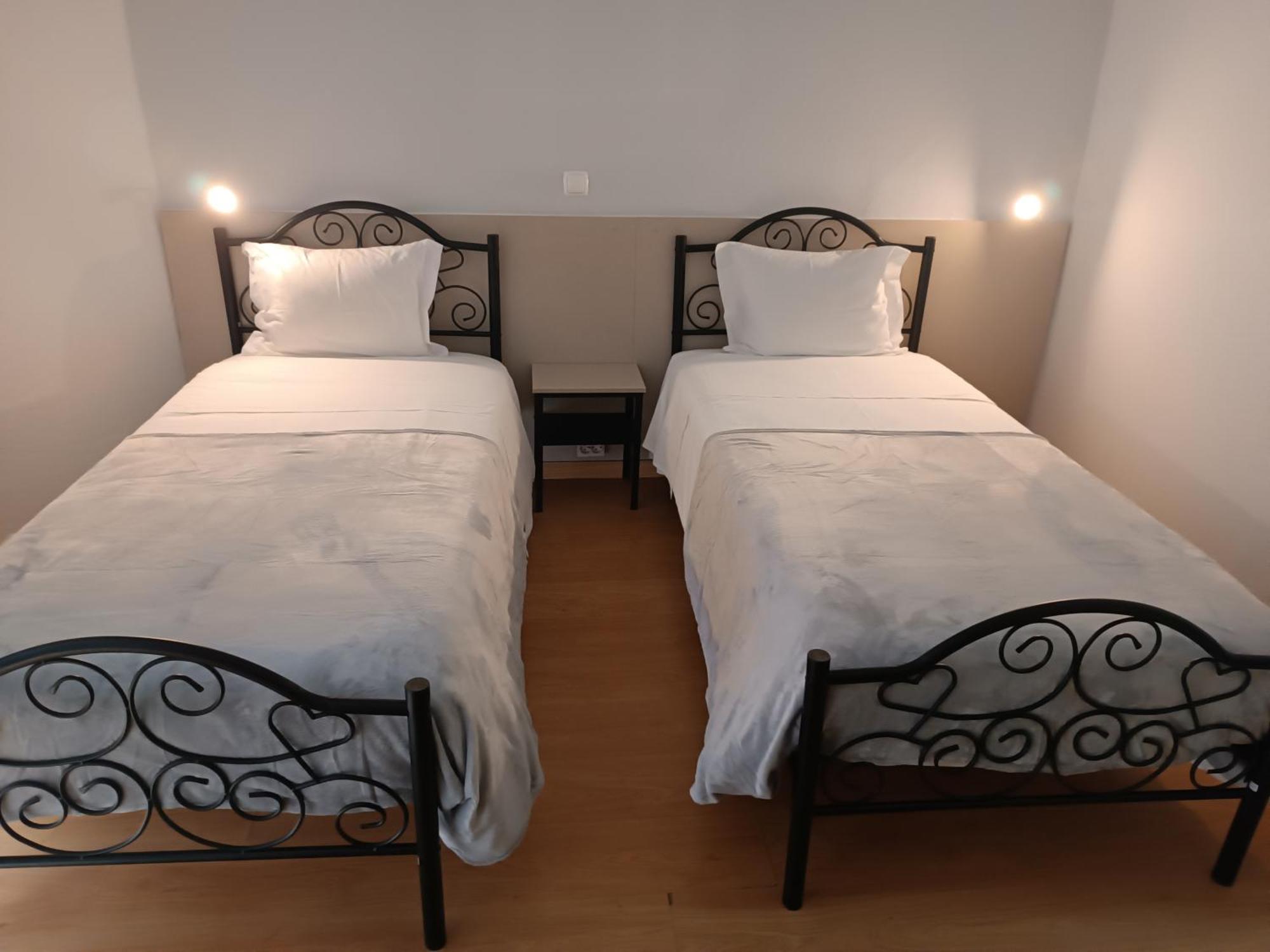 Pensao Nova Goa Otel Lisboa Dış mekan fotoğraf
